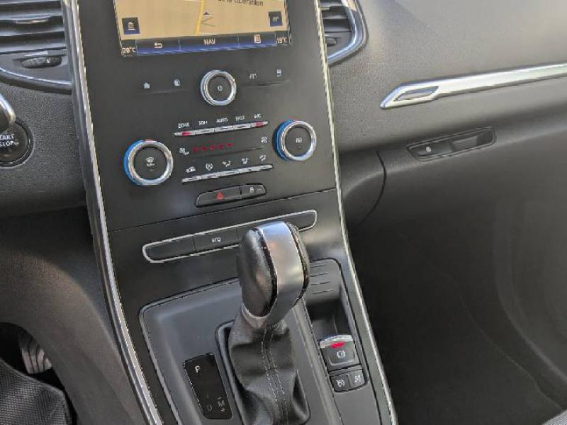 RENAULT Grand Scenic d’occasion à vendre à ARLES chez SNMA (Photo 9)