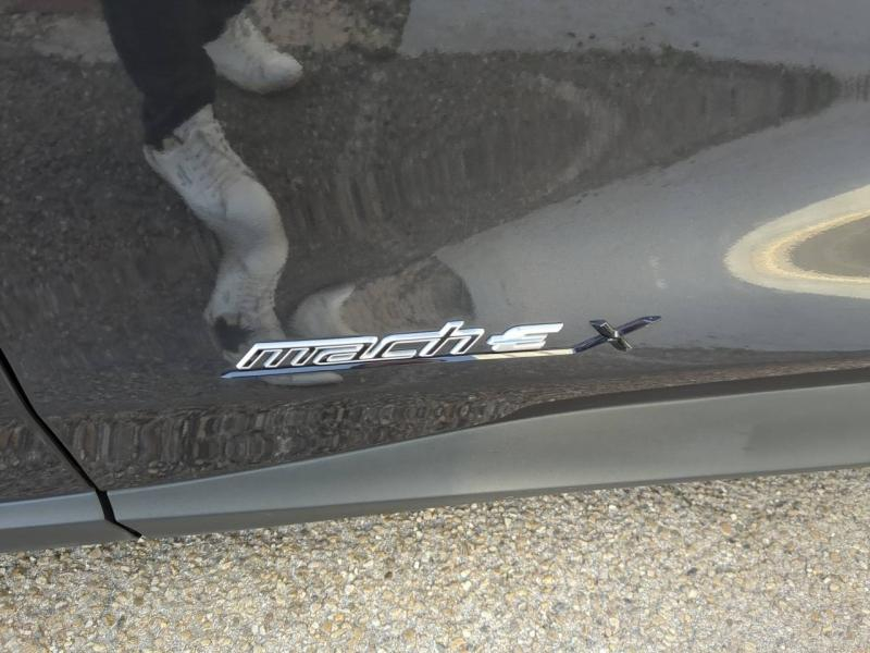 FORD Mustang Mach-E d’occasion à vendre à ARLES chez SNMA (Photo 6)