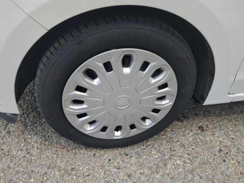 FORD Ka+ d’occasion à vendre à ARLES chez SNMA (Photo 7)