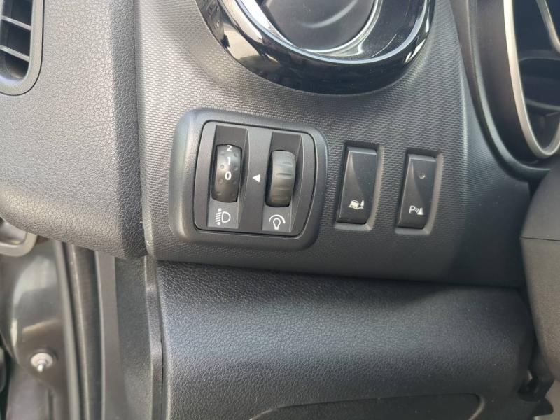 OPEL Vivaro Fg VUL d’occasion à vendre à ARLES chez SNMA (Photo 18)